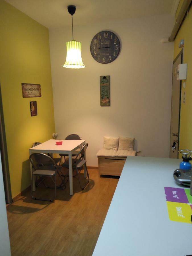 Acropolis Ermou Rooms At Plaka Atenas Exterior foto